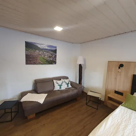 Bleibe In Der Brandgasse Bed & Breakfast *
